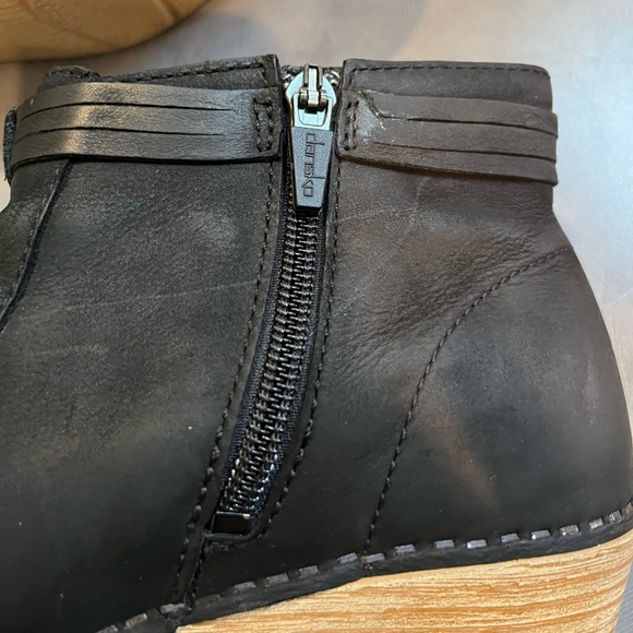 Dansko Maria Black Oiled Leather Ankle Boots Size 38 - Picture 13 of 15